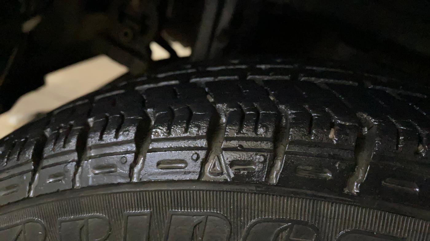 2016 Maruti Alto K10 VXI AMT, Petrol, Automatic, 44,427 km, Right Rear Tyre Tread