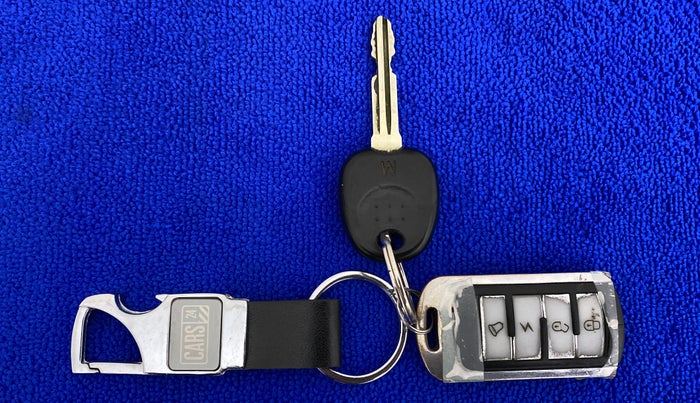 2014 Hyundai Eon D-LITE+, CNG, Manual, 40,187 km, Key Close Up