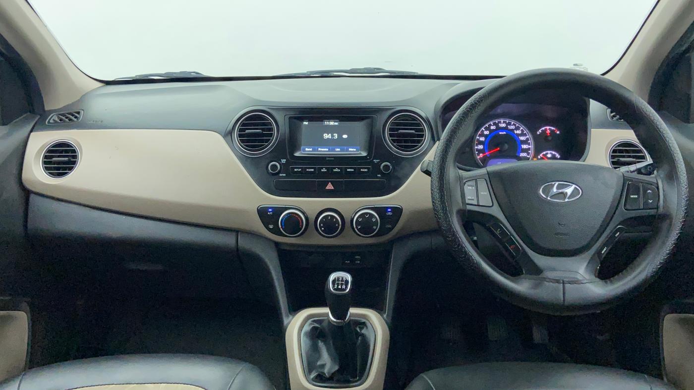2017 Hyundai Grand i10 SPORTZ 1.2 KAPPA VTVT, Petrol, Manual, 92,995 km, Dashboard