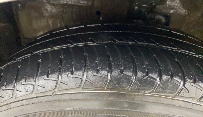 2020 Maruti Celerio ZXI, Petrol, Manual, 44,577 km, Left Front Tyre Tread