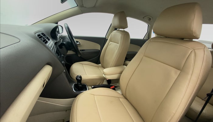 2013 Volkswagen Vento HIGHLINE DIESEL, Diesel, Manual, 1,44,408 km, Right Side Front Door Cabin View