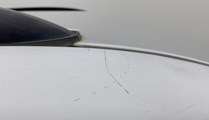 2021 Mahindra XUV300 W6 1.5 DIESEL, Diesel, Manual, 86,265 km, Right A pillar - Minor scratches