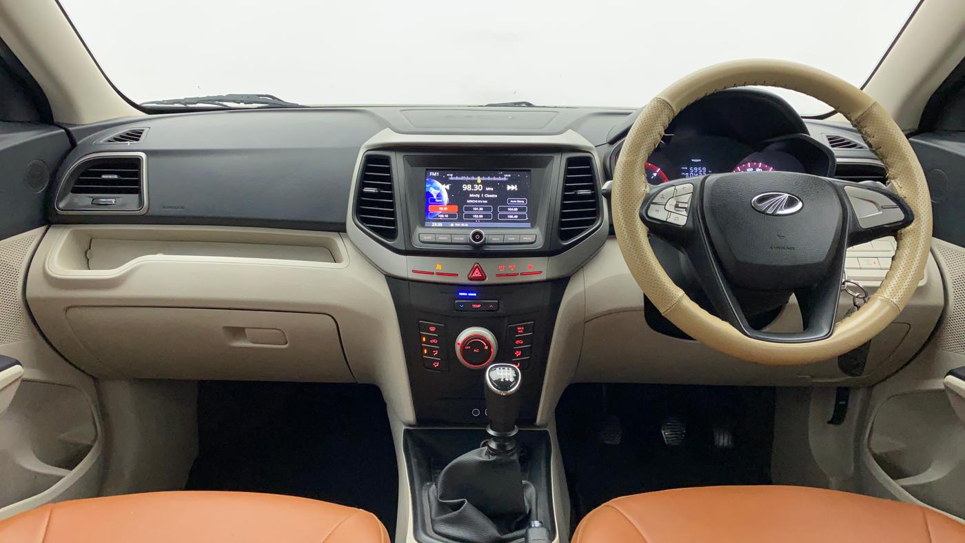 2021 Mahindra XUV300 W6 1.5 DIESEL, Diesel, Manual, 86,265 km, Dashboard