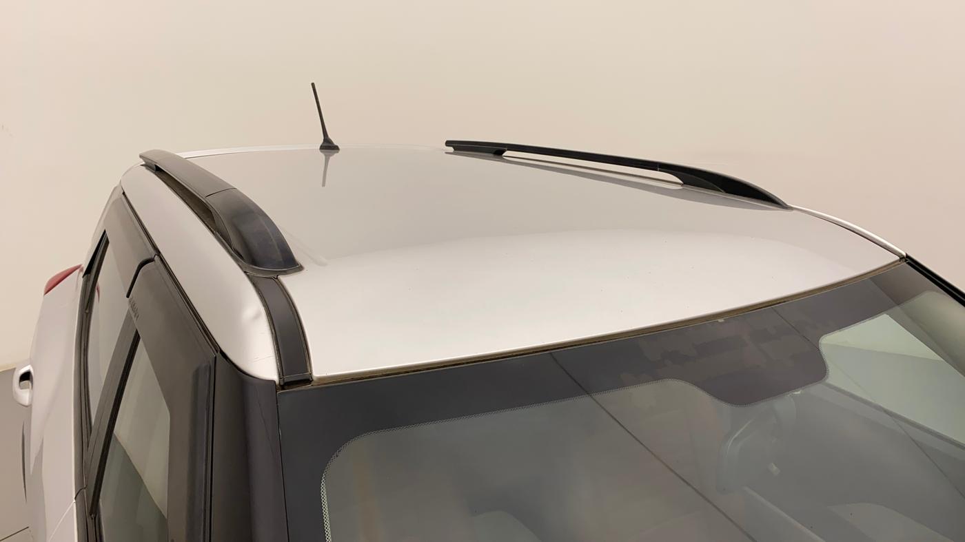 2021 Mahindra XUV300 W6 1.5 DIESEL, Diesel, Manual, 86,265 km, Roof