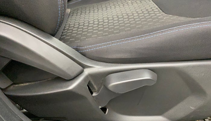 2020 Ford New Figo TITANIUM BLU 1.5 DIESEL, Diesel, Manual, 16,520 km, Driver Side Adjustment Panel