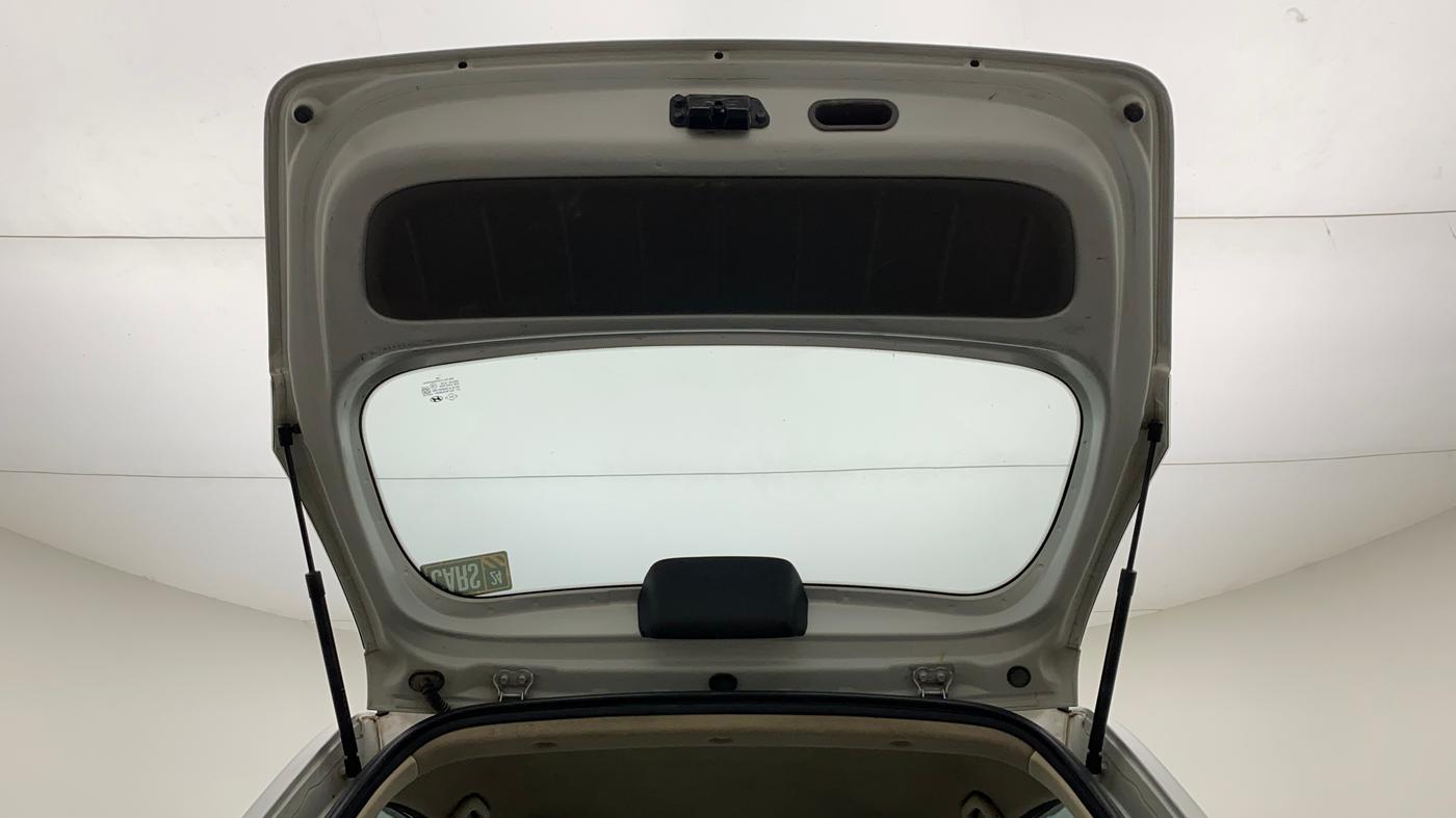 2012 Hyundai i10 ERA 1.1, Petrol, Manual, 1,04,035 km, Boot Door Open