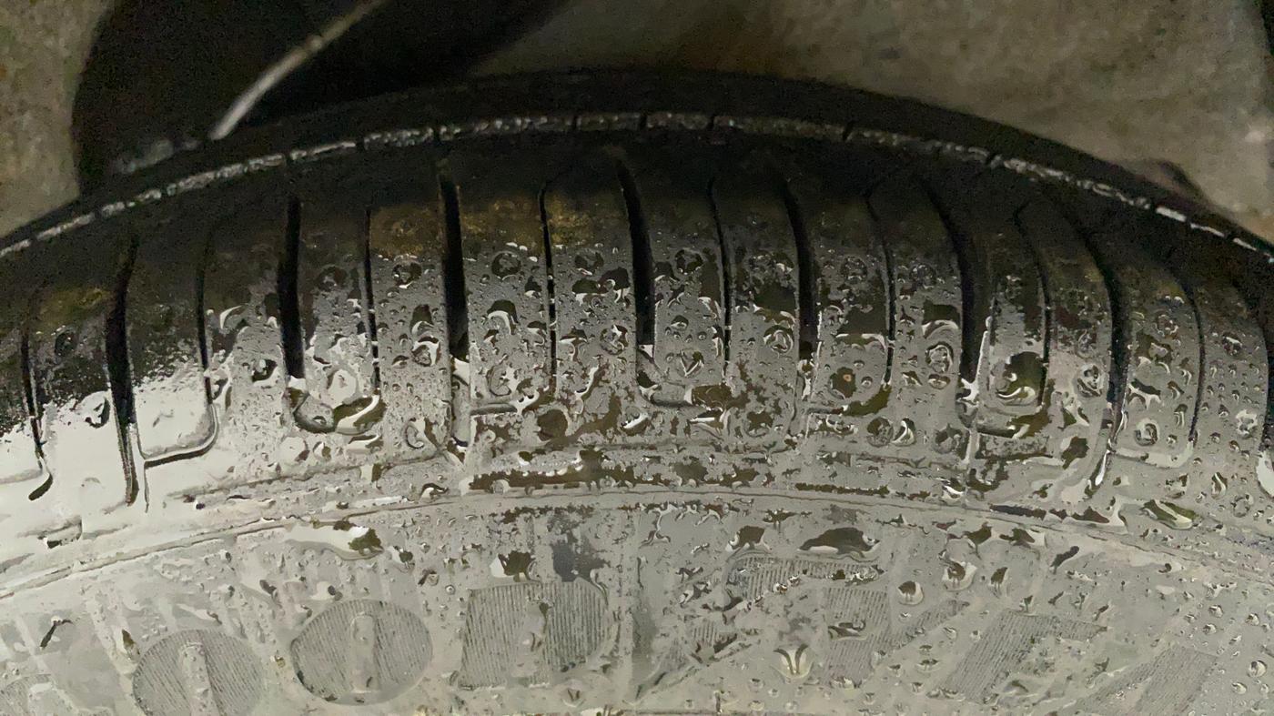 2012 Hyundai i10 ERA 1.1, Petrol, Manual, 1,04,035 km, Left Rear Tyre Tread
