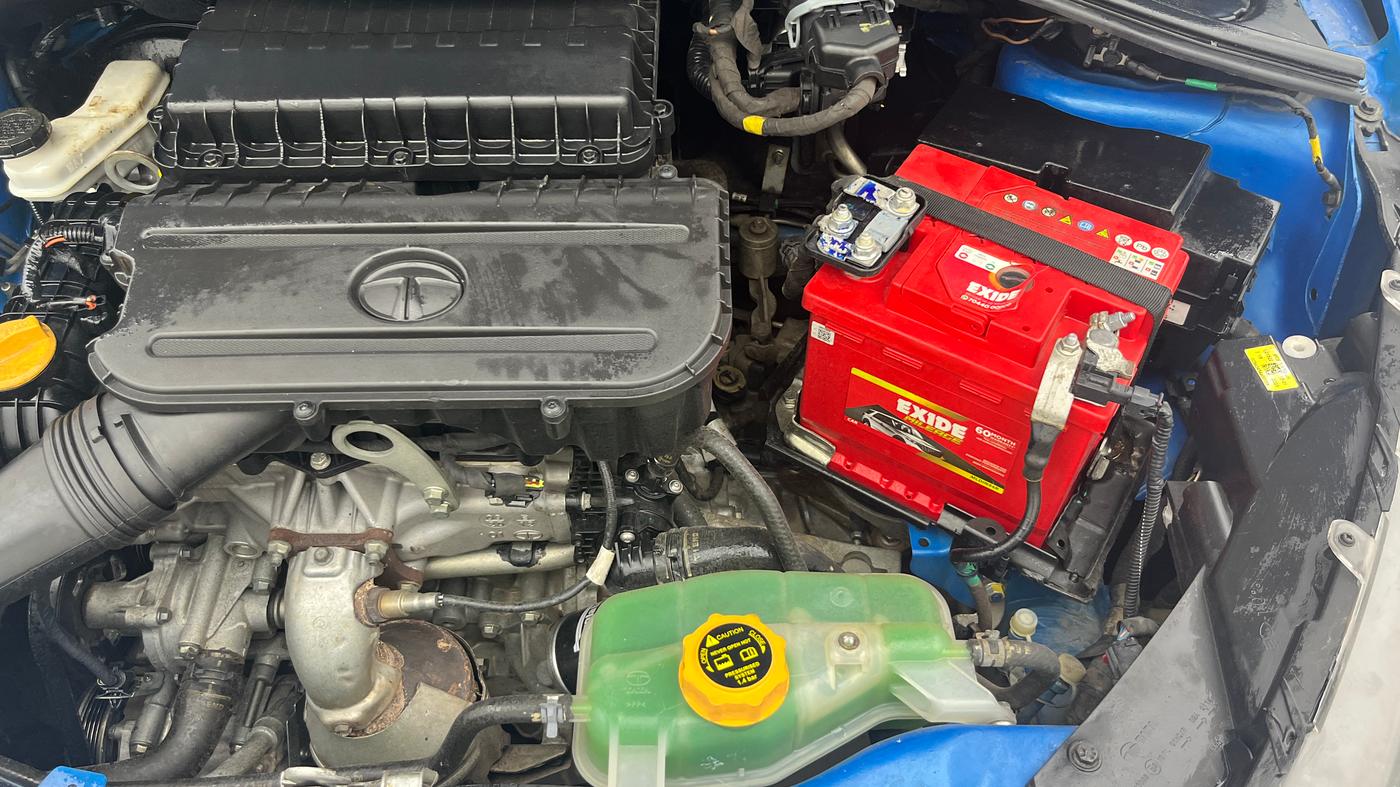 2020 Tata Tiago XZ PLUS DUAL TONE PETROL, Petrol, Manual, 45,112 km, Engine View - Left