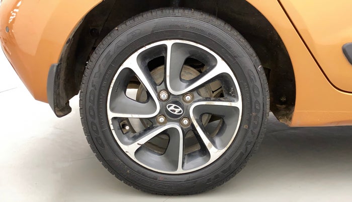 2017 Hyundai Grand i10 ASTA 1.2 KAPPA VTVT, Petrol, Manual, 60,490 km, Right Rear Wheel