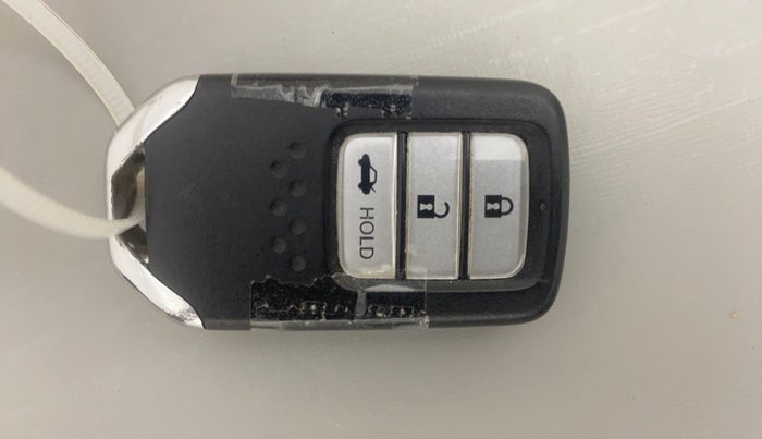 2022 Honda Amaze 1.2L I-VTEC VX CVT, Petrol, Automatic, 24,172 km, Key Close Up