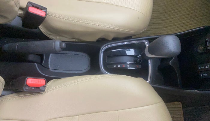 2022 Honda Amaze 1.2L I-VTEC VX CVT, Petrol, Automatic, 24,172 km, Gear Lever