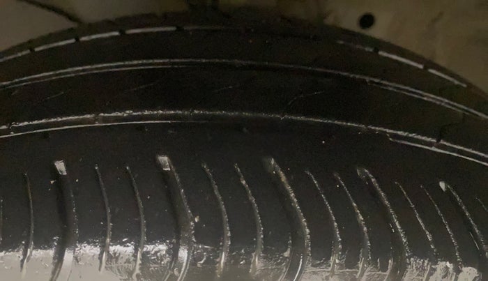 2022 Honda Amaze 1.2L I-VTEC VX CVT, Petrol, Automatic, 24,172 km, Left Front Tyre Tread