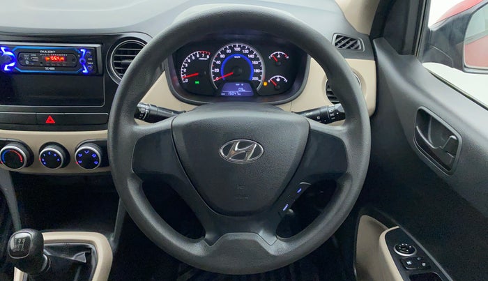 2017 Hyundai Grand i10 MAGNA 1.2 KAPPA VTVT, Petrol, Manual, 15,221 km, Steering Wheel Close Up