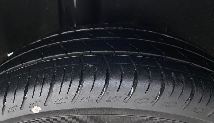 2021 Maruti Baleno DELTA PETROL 1.2, Petrol, Manual, 22,386 km, Right Rear Tyre Tread