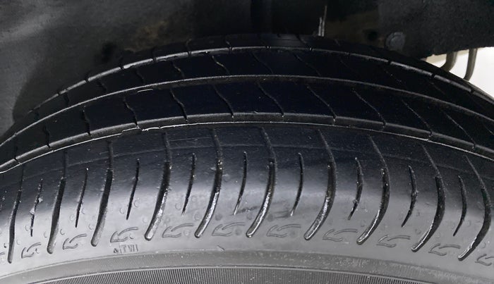 2021 Maruti Baleno DELTA PETROL 1.2, Petrol, Manual, 22,386 km, Left Rear Tyre Tread