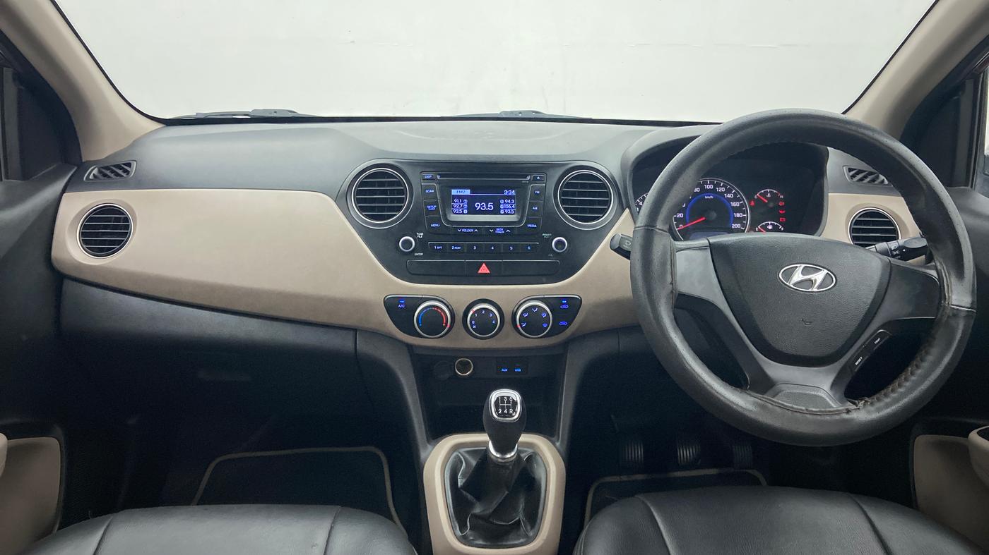 2013 Hyundai Grand i10 SPORTZ 1.2 KAPPA VTVT, Petrol, Manual, 78,256 km, Dashboard
