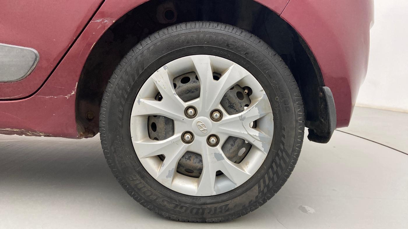 2013 Hyundai Grand i10 SPORTZ 1.2 KAPPA VTVT, Petrol, Manual, 78,256 km, Left Rear Wheel
