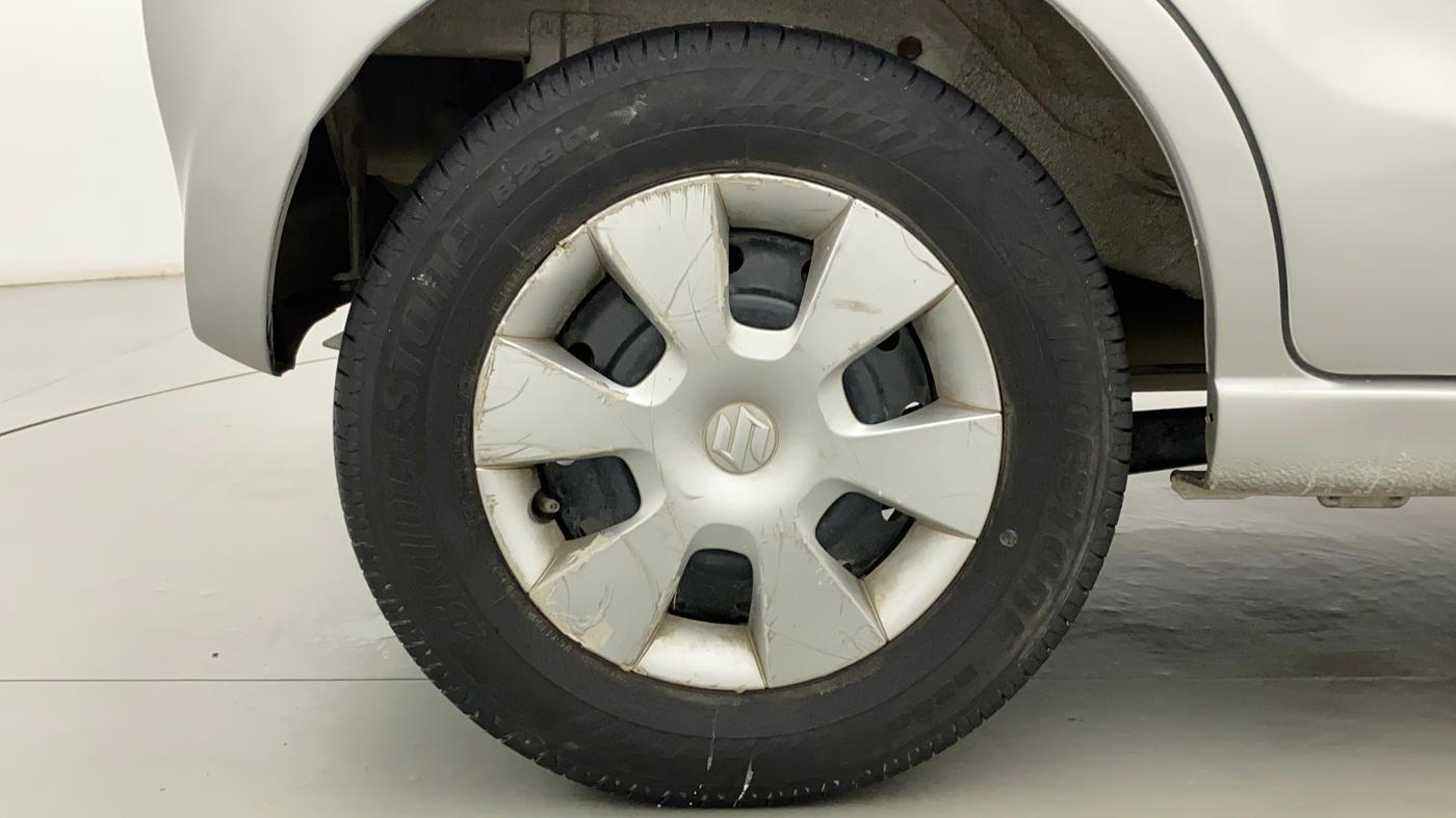 2010 Maruti A Star VXI, Petrol, Manual, 47,148 km, Right Rear Wheel