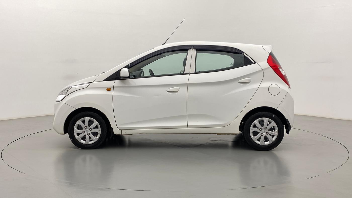2018 Hyundai Eon SPORTZ, Petrol, Manual, 13,944 km, Left Side