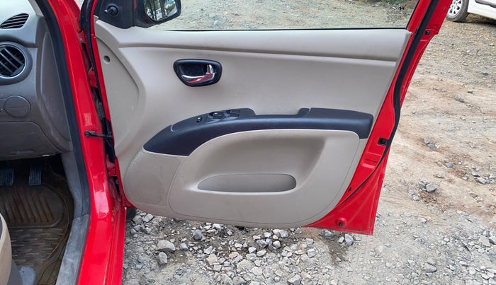 2012 Hyundai i10 MAGNA 1.1, Petrol, Manual, 66,074 km, Driver Side Door Panels Control