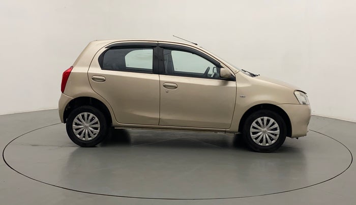 2013 Toyota Etios Liva G, Petrol, Manual, 79,965 km, Right Side