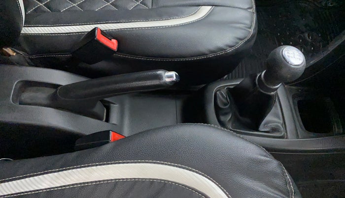 2014 Maruti Swift VDI, Diesel, Manual, 79,786 km, Gear Lever
