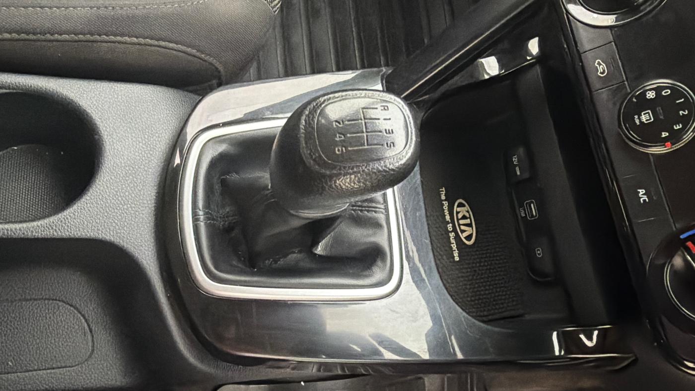 2019 KIA SELTOS HTK PLUS 1.5, Petrol, Manual, 60,118 km, Gear Lever