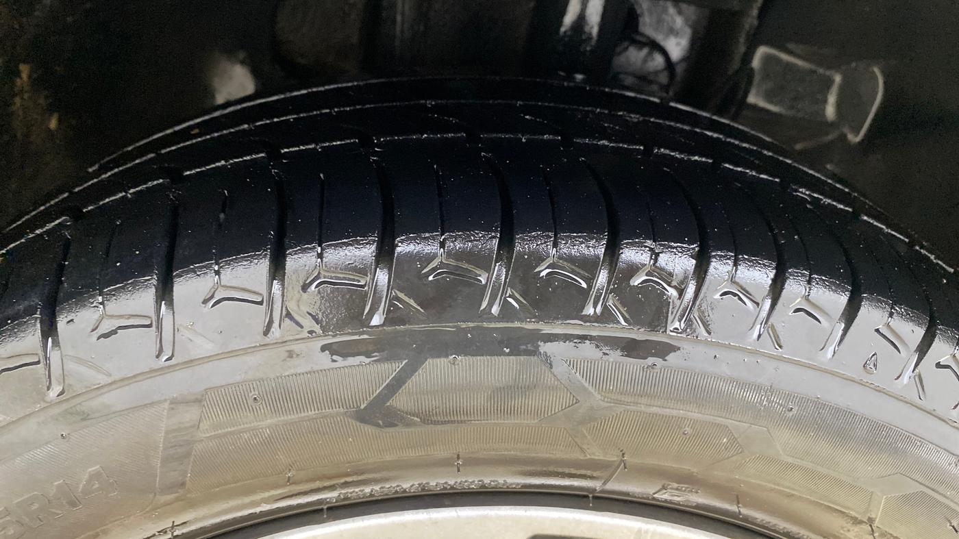 2022 Tata Tiago XT CNG, CNG, Manual, 86,963 km, Right Front Tyre Tread