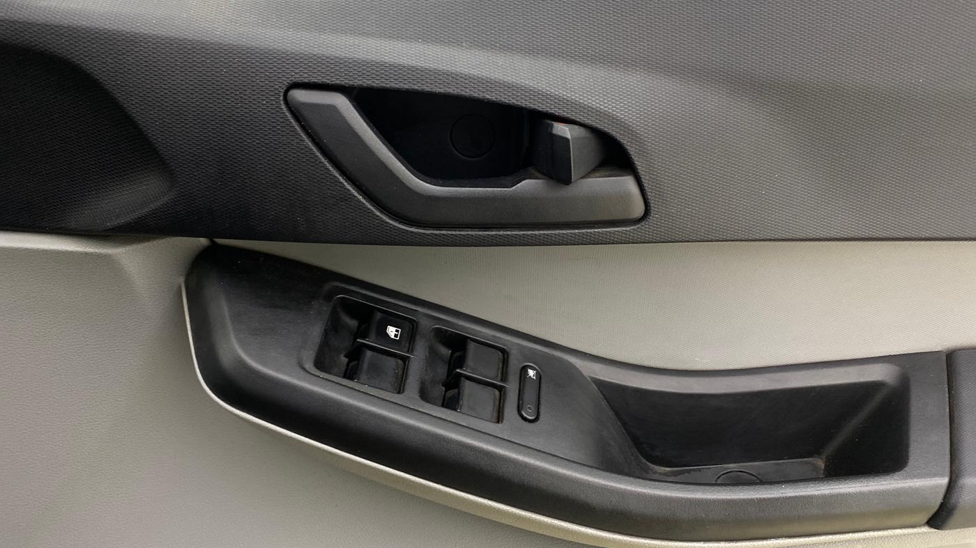 2022 Tata Tiago XT CNG, CNG, Manual, 86,963 km, Driver Side Door Panels Control