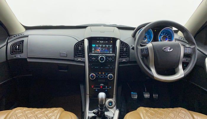 2018 Mahindra XUV500 W11, Diesel, Manual, 28,177 km, Dashboard