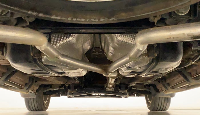 2018 Mahindra XUV500 W11, Diesel, Manual, 28,177 km, Rear Underbody