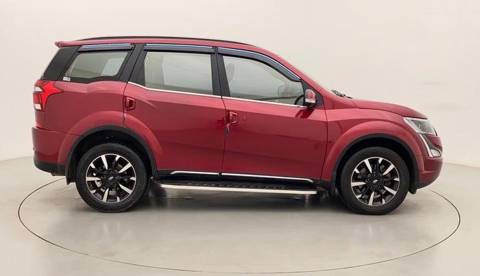 2018 Mahindra XUV500 W11, Diesel, Manual, 28,177 km, Right Side View