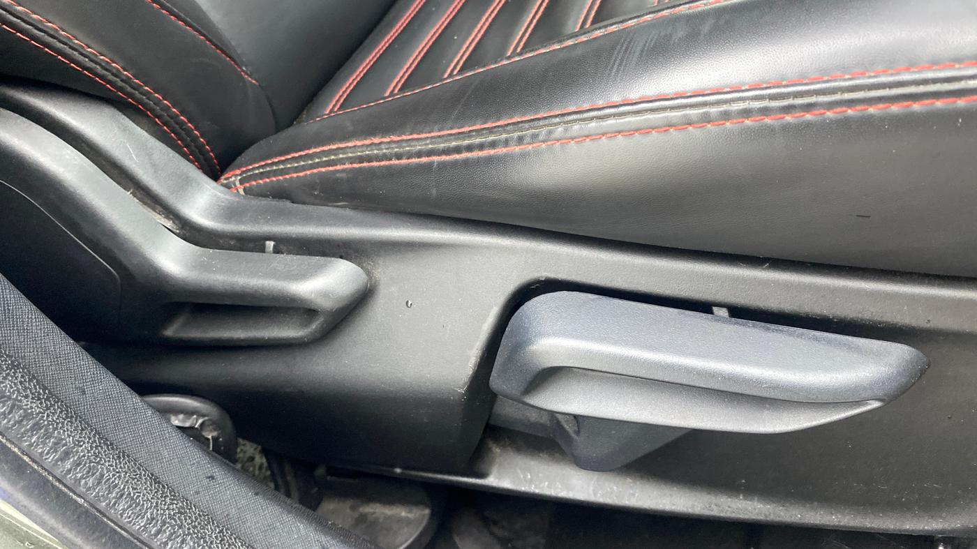 2022 Tata NEXON XZA PLUS PETROL, Petrol, Automatic, 64,657 km, Driver Side Adjustment Panel