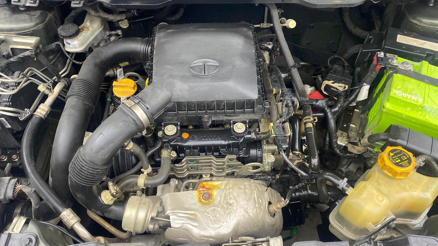 2022 Tata NEXON XZA PLUS PETROL, Petrol, Automatic, 64,657 km, Engine View