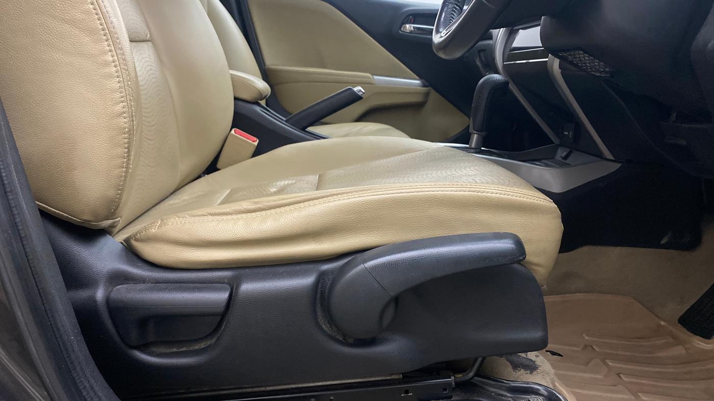 2018 Honda City 1.5L I-VTEC ZX CVT, Petrol, Automatic, 96,485 km, Driver Side Adjustment Panel