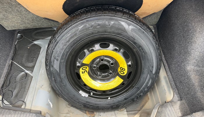 2017 Volkswagen Ameo HIGHLINE1.2L, Petrol, Manual, 72,188 km, Spare Tyre