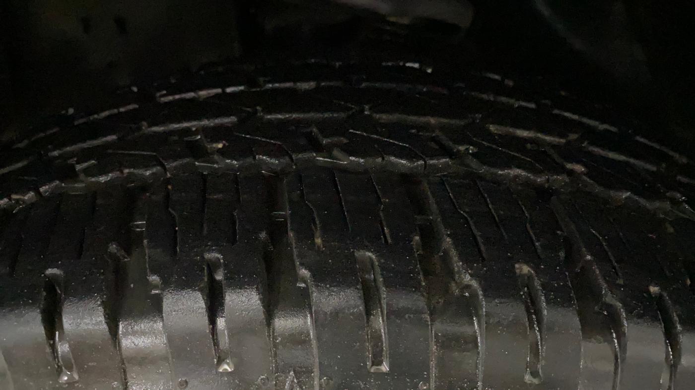 2018 Toyota Fortuner 2.8 4X2 AT, Diesel, Automatic, 52,828 km, Left Front Tyre Tread