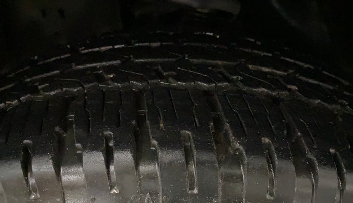 2018 Toyota Fortuner 2.8 4X2 AT, Diesel, Automatic, 52,828 km, Left Front Tyre Tread