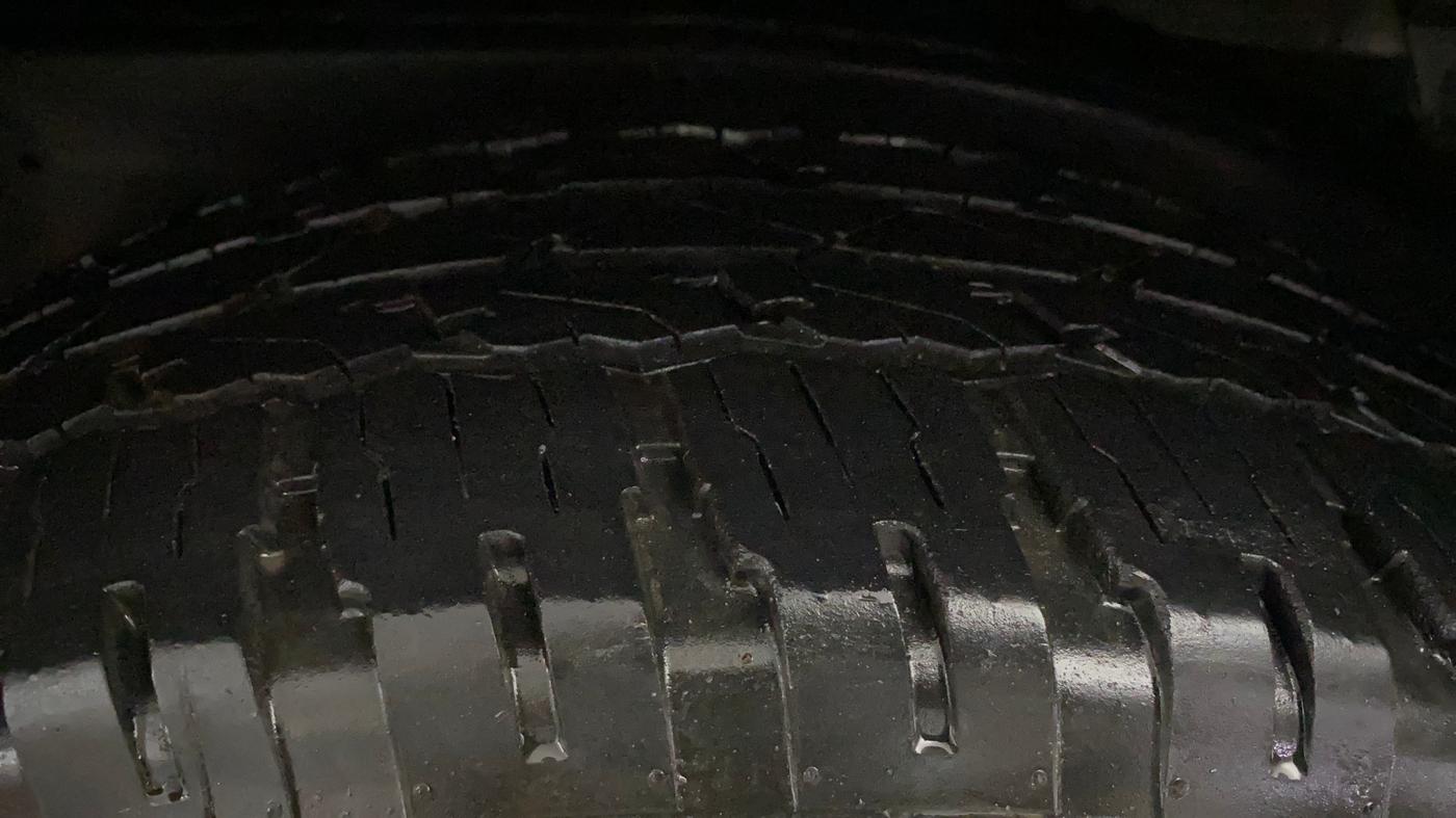 2018 Toyota Fortuner 2.8 4X2 AT, Diesel, Automatic, 52,828 km, Left Rear Tyre Tread
