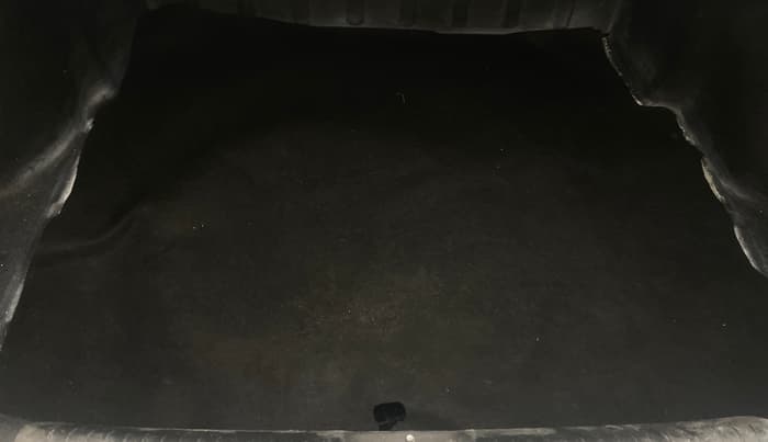 2013 Hyundai Verna FLUIDIC 1.6 VTVT EX, Petrol, Manual, 1,31,555 km, Boot Inside