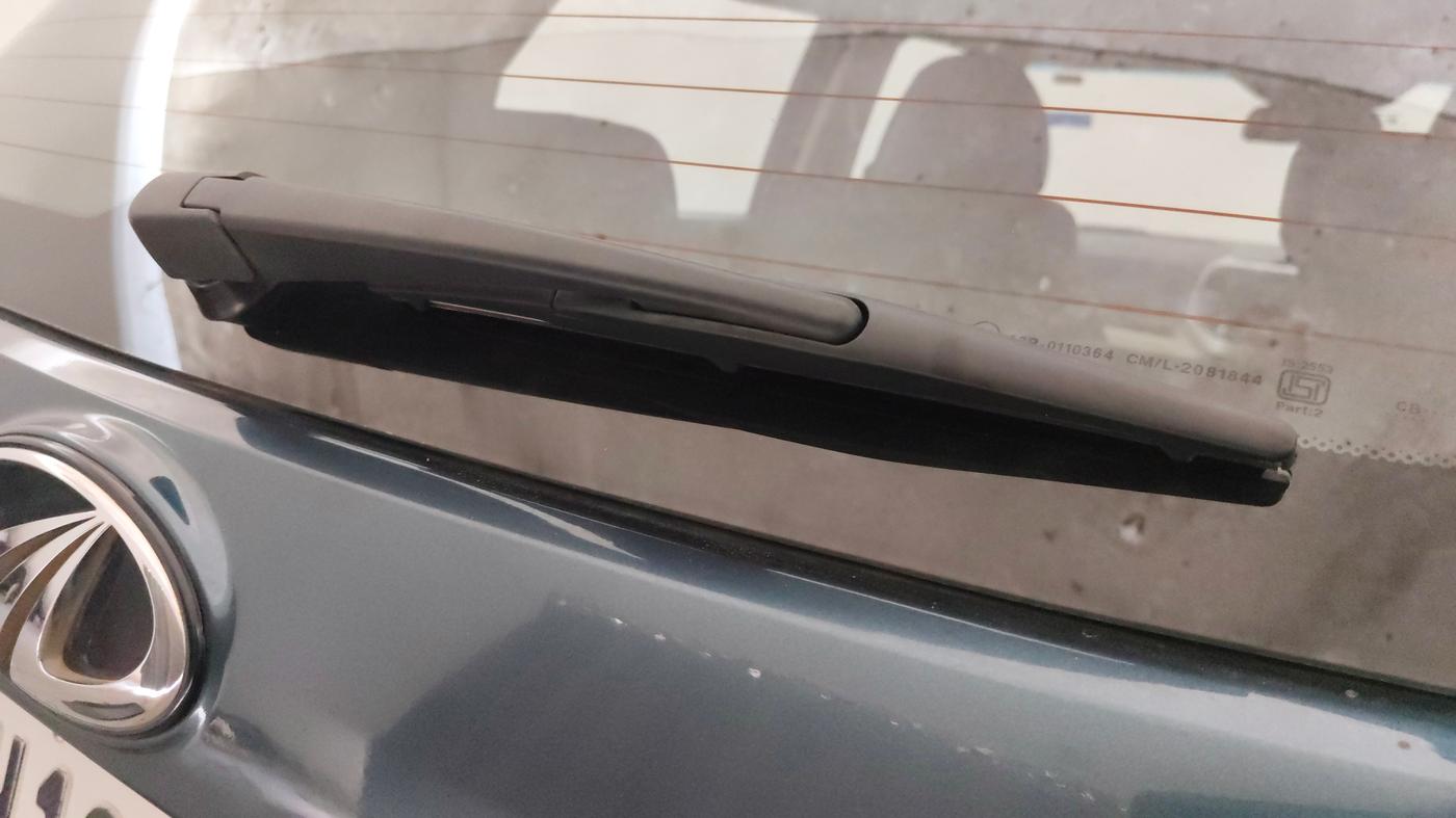 2021 Mahindra XUV300 W8 1.2 PETROL, Petrol, Manual, 53,989 km, Rear Wiper