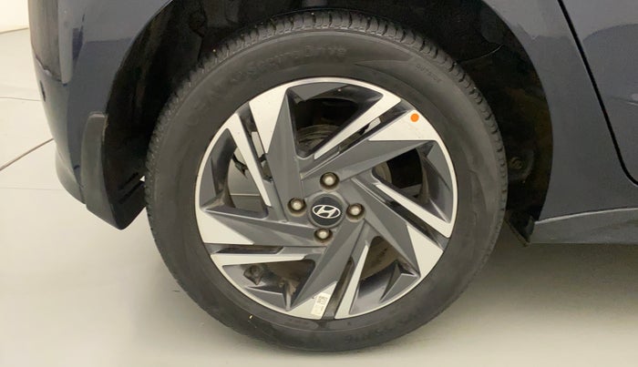 2021 Hyundai NEW I20 ASTA (O) 1.0 TURBO GDI DCT, Petrol, Automatic, 20,339 km, Right Rear Wheel
