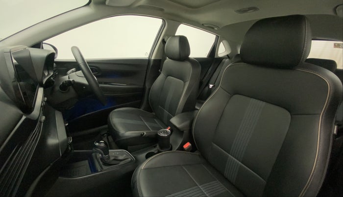 2021 Hyundai NEW I20 ASTA (O) 1.0 TURBO GDI DCT, Petrol, Automatic, 20,339 km, Right Side Front Door Cabin