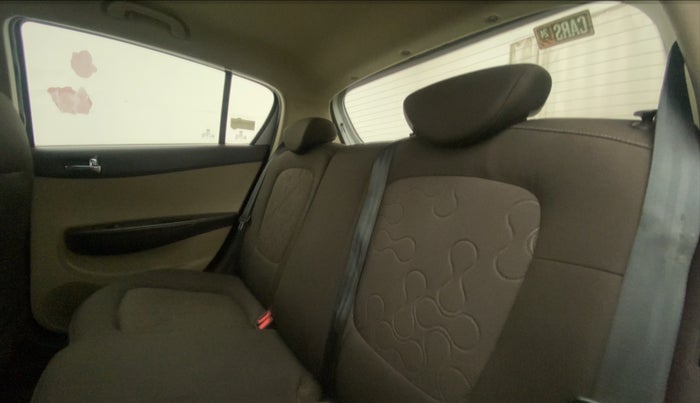 2011 Hyundai i20 ASTA 1.2, Petrol, Manual, 53,347 km, Right Side Rear Door Cabin