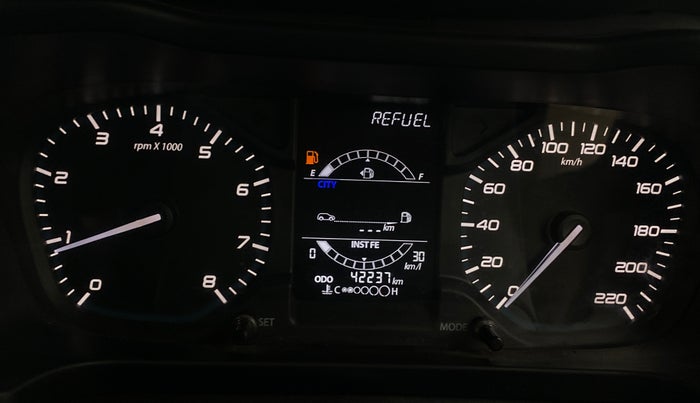 2022 Tata ALTROZ XZ PETROL, Petrol, Manual, 42,232 km, Odometer Image