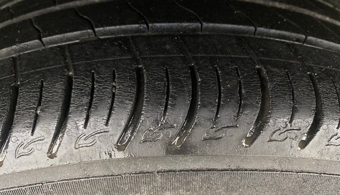 2022 Tata ALTROZ XZ PETROL, Petrol, Manual, 42,232 km, Right Rear Tyre Tread