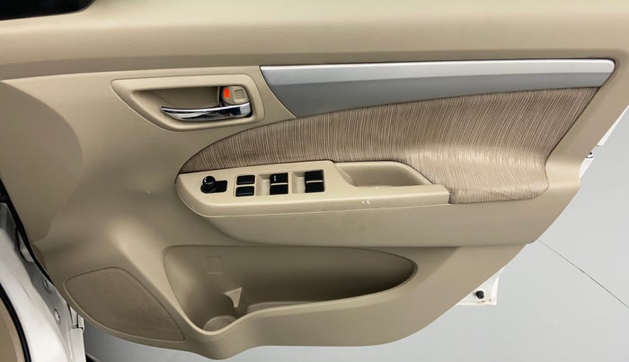 2017 Maruti Ertiga ZDI PLUS SHVS, Diesel, Manual, 83,971 km, Driver Side Door Panels Control