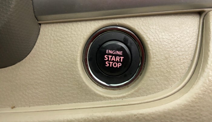 2017 Maruti Ertiga ZDI PLUS SHVS, Diesel, Manual, 83,971 km, Keyless Start/ Stop Button