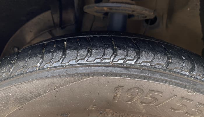 2018 Maruti Baleno ALPHA PETROL 1.2, Petrol, Manual, 90,547 km, Left Front Tyre Tread