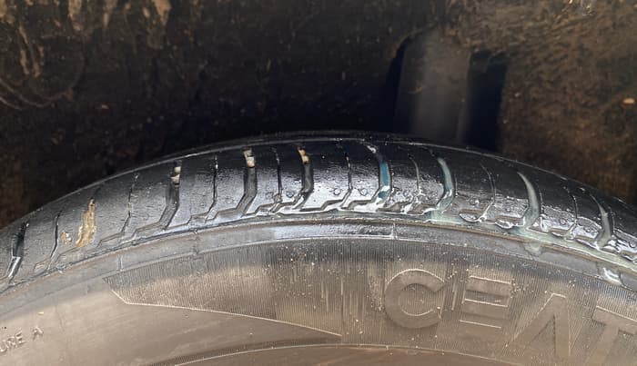 2018 Maruti Baleno ALPHA PETROL 1.2, Petrol, Manual, 90,547 km, Left Rear Tyre Tread